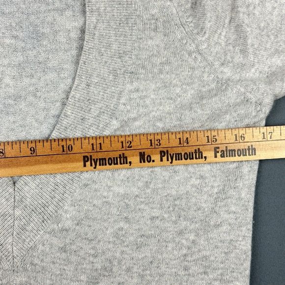 Boden Tunic Sweater Womens 8 Light Heather Gray Cashmere Soft V Neck LS Pullover - Picture 4 of 11